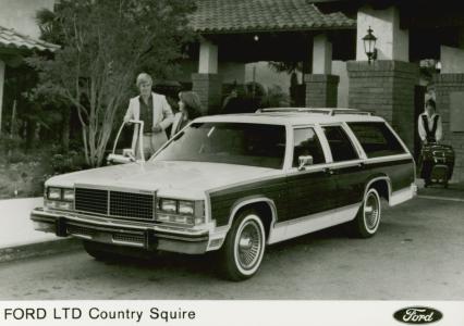 Ford LTD Country Squire