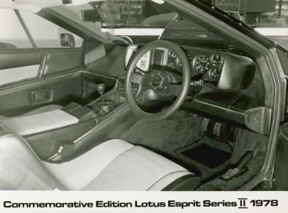 Lotus Esprit II Interiør