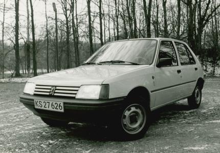 Peugeot 205